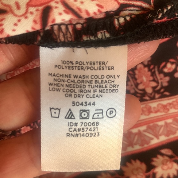 NWT: LOFT Sleeveless Top - Picture 10 of 10